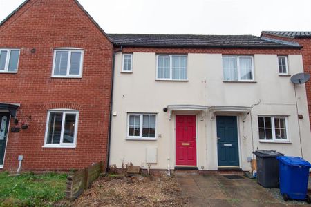 2 bedroom terraced house to rent - Photo 2
