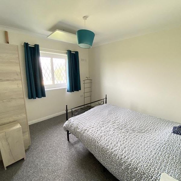 3 bedroom terraced house to rent - Photo 1
