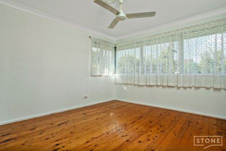 21 Bradley Road, South Windsor NSW 2756 - House For Rent | Domain - Photo 2