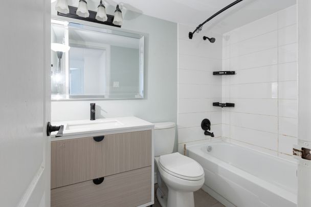 For Lease - 53 Taunton Road Unit# 57, Oshawa, Ontario - Photo 1