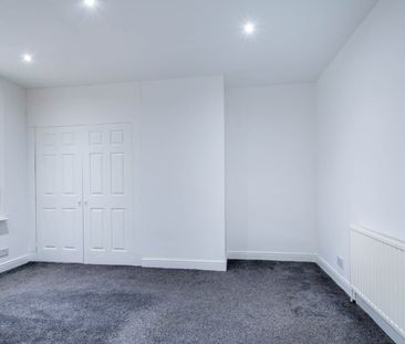 2 Bed Terraced House, Ashton Avenue, LS8 - Photo 1