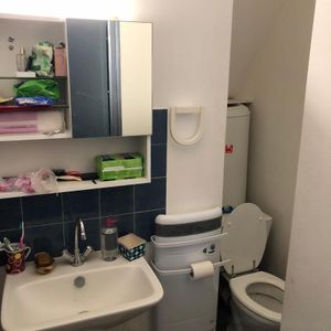 A LOUER T1 CENTRE VILLE - T1 situé rue du Musée ... - Photo 3