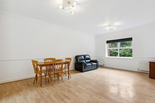 2 bedroom flat to rent - Photo 1