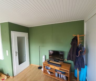 Charmante 3-Zimmer-Wohnung mit ländlichem Flair in modernisiertem H... - Photo 2