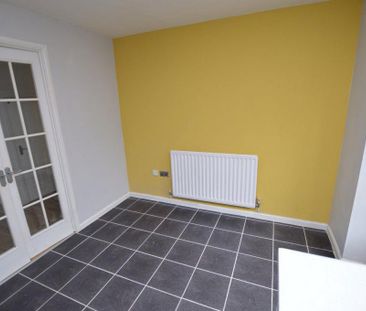 2 bedroom townhouse to rent - Photo 3