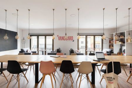 Carrer de Balmes, Barcelona, Catalonia 08006 - Photo 2