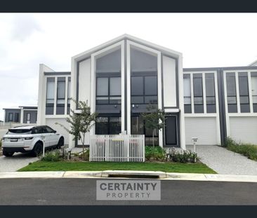 10 Pegasus St, Box Hill, NSW 2765 - Photo 3
