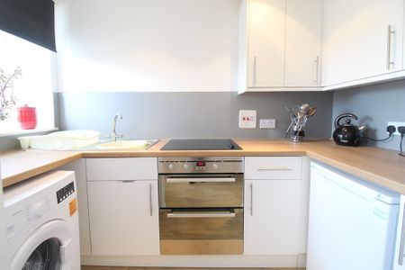 1 bedroom flat to rent - Photo 5