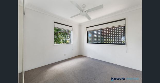 Enjoy the perfect blend of comfort, style, and city living! - Photo 1