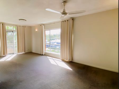 2 bed 1 bath-1 - Photo 2