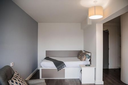 Studio to rent - Photo 5