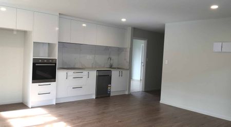 4 Bedrooms Home in Westlake Zone - Photo 2