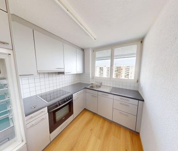 4-Zimmer-Maisonettewohnung in Bellach (befristet bis 31.08.2027) - Photo 1