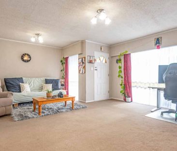 TWO BEDROOMS - CLOVERLEA - Photo 5