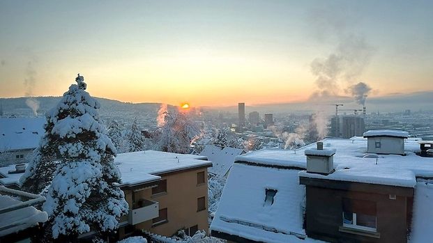 4 Zimmer-Wohnung in Zürich - Kreis 10 Wipkingen, möbliert, auf Zeit - Photo 1