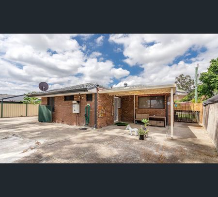 54 Tollington Park Road, Kelmscott, WA 6111 - Photo 2