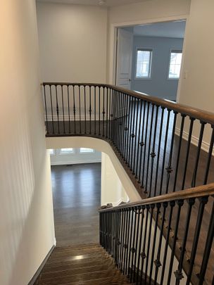 For Lease - 1554 Devine Point, Milton, Ontario - Photo 1