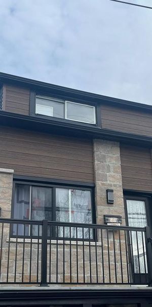 5 ½ à Louer | Rue Mirelle (Laval) | Disponible 15 Décembre - Photo 1