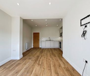 1 bedroom Apartment to let - Photo 1