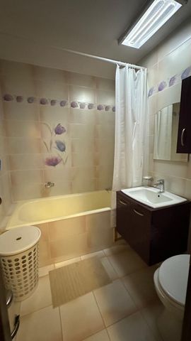 Mosilor obor etaj 3 dacia pizza hut - Fotografie 5