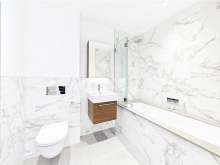 Pinewood Gardens, Teddington, TW11 - Photo 2