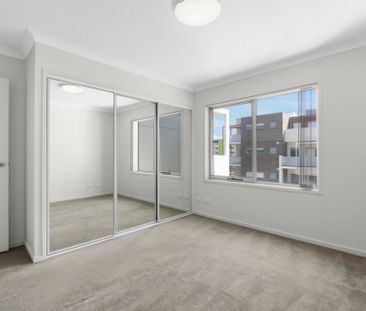 Spacious and Light Filled with Study - Photo 3