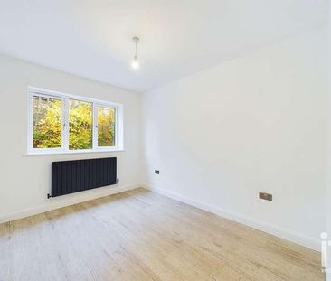 Fairacres Road, High Lane, Stockport, SK6 - Photo 5