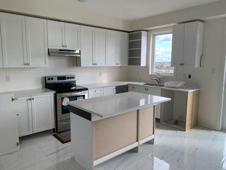 For Lease - 35 Stewardship Road Unit# 5-160, Brampton, Ontario - Photo 2