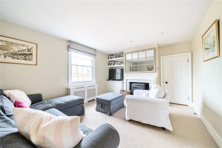 6 bedroom detached house to rent - Photo 2