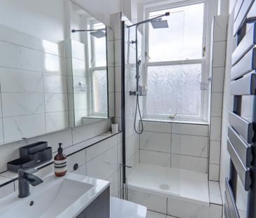 1 bedroom flat to rent - Photo 6