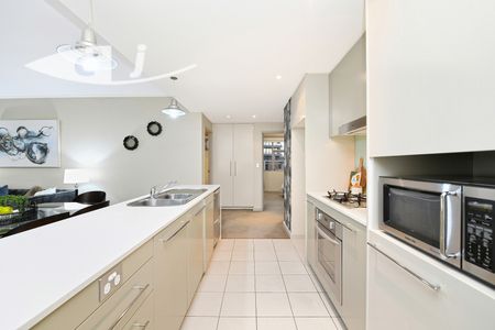 501/2 Walker Street, Rhodes NSW 2138 - Apartment For Rent | Domain - Photo 3