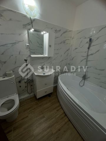 Casa individuala la prima inchiriere cu 4 camere, 4 bai, curte in cartierul Europa - Fotografie 2