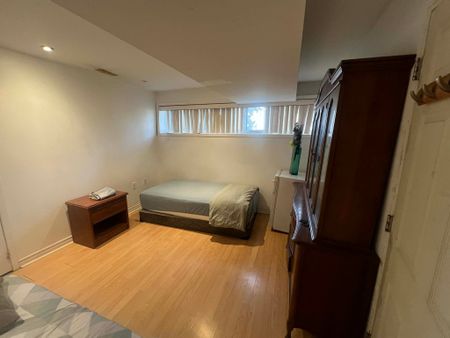 For Lease - 3715 St Clair Avenue Unit# Bsmt, Toronto, Ontario - Photo 5