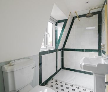 4 bedroom terraced house to rent - Photo 5