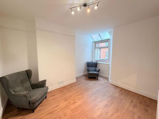 3 bedroom terraced house to rent - Photo 1