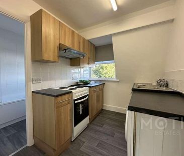 Cheriton Road, Folkestone, CT20 - Photo 3