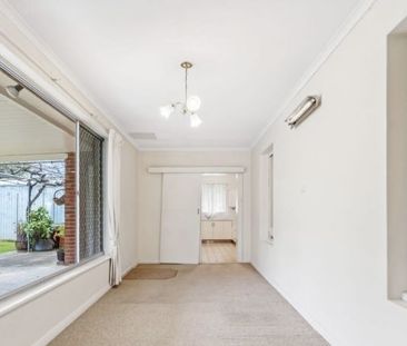 Family Home in Unley - Photo 2