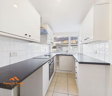 3 bedroom terraced house to rent - Photo 6