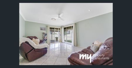 LIFE AT IT'S BEST IN HARRINGTON PARK! - Photo 2