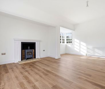 Available unfurnished from 01/04/2026 - Photo 4