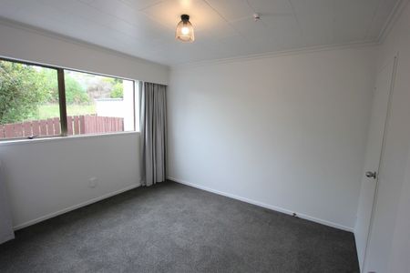 9B Kirkland Street, Green Island, Dunedin City - Photo 3