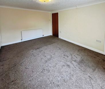 High Street, Sleaford, Great Hale - Photo 4