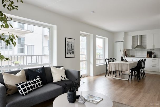 Armborstvägen 12 B - Foto 1