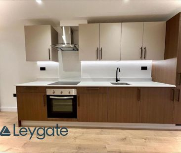 3 bedroom flat to rent - Photo 5