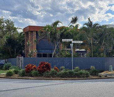 35 WATSON ESPLANADE, SURFERS PARADISE - Photo 3