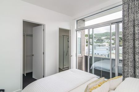 Island Bay Living - Photo 4