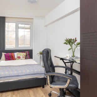 Standard Apartments - Photo 3