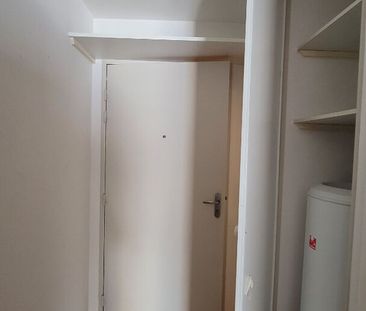 Location Appartement 1 pièce 17m² - Photo 5
