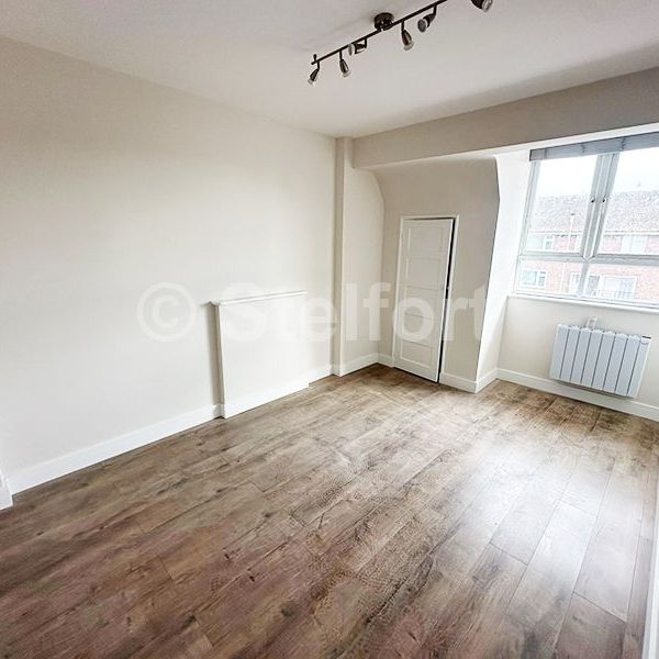 Court Road, SE9, London - Photo 1