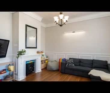 Looking for Something Special - Photo 1